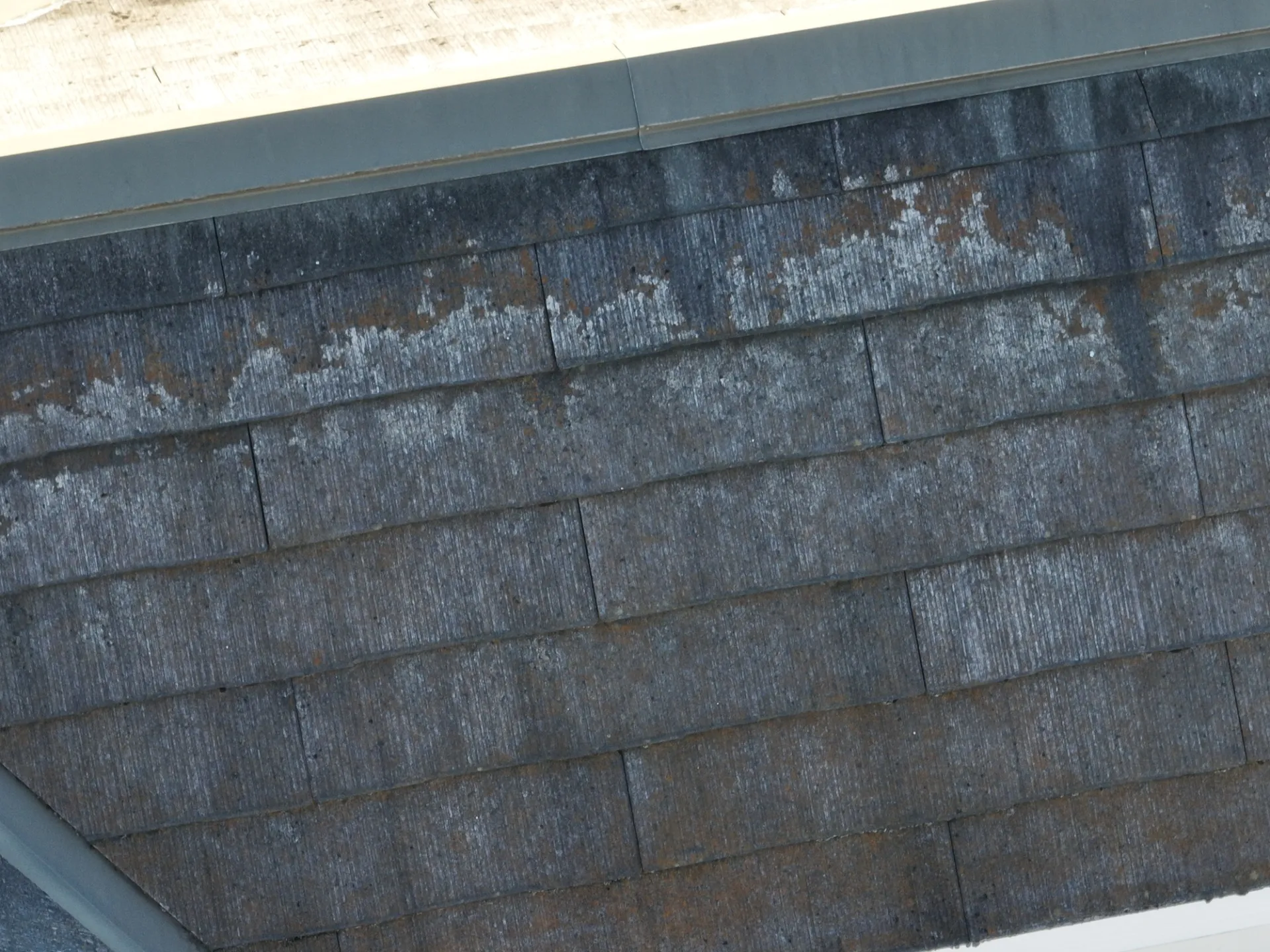 山梨県甲府市O様邸の空撮点検を行いました