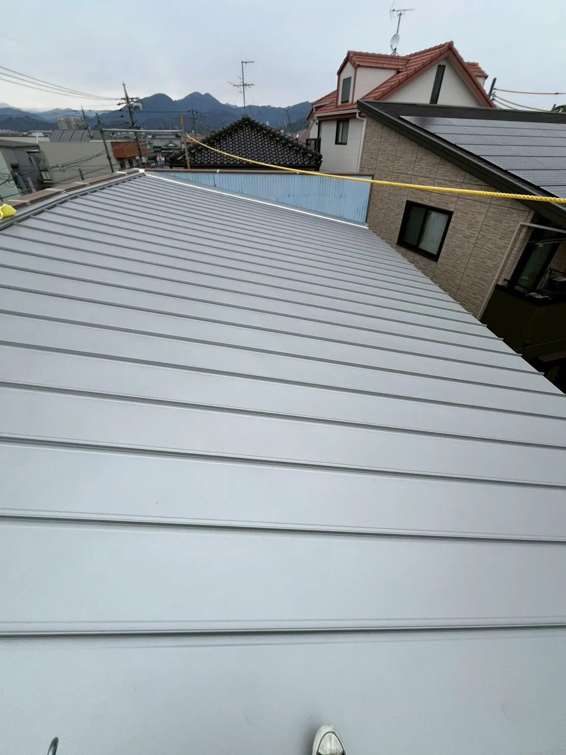 静岡県Y様邸屋根カバー工法施工写真